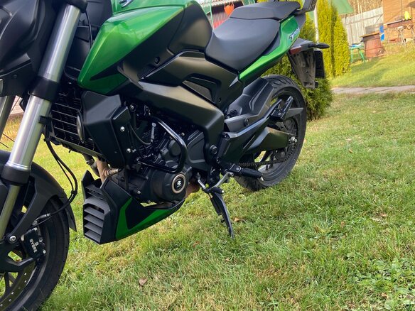 2022 Bajaj Dominar 400, зелёный, 340000 рублей - вид 3
