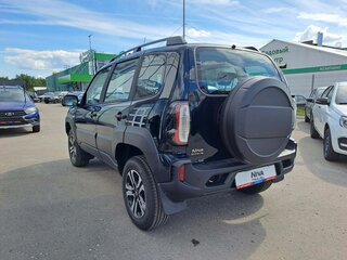 2026 Lada (ВАЗ) Niva Travel I Рестайлинг, зелёный, 1889000 рублей, вид 3