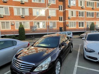 2010 Nissan Teana II (J32), пурпурный, 700000 рублей, вид 2