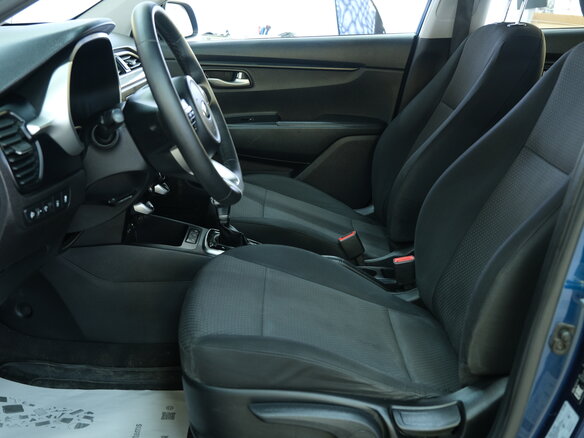 2021 Kia Rio X IV Рестайлинг, синий, 1449000 рублей - вид 6