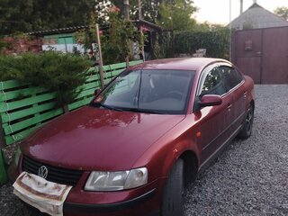 1997 Volkswagen Passat B5, красный, 450000 рублей, вид 1