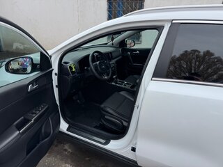 2016 Kia Sportage IV, белый, 1730000 рублей, вид 3