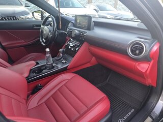 2020 Lexus IS 350 III Рестайлинг 2, серый, 4900000 рублей, вид 4