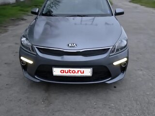 2017 Kia Rio IV, серый, 1250000 рублей, вид 1