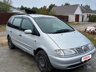 1999 Volkswagen Sharan I, серебристый, 420000 рублей, вид 1