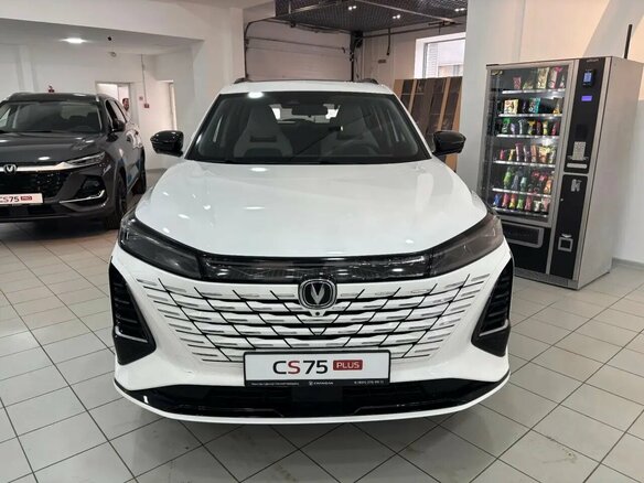 2024 Changan CS75 Plus III, белый, 4029900 рублей - вид 2