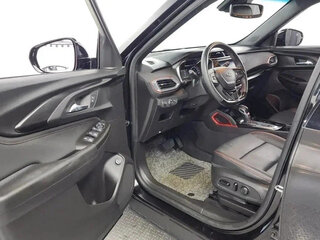 2022 Chevrolet TrailBlazer III, чёрный, 1490000 рублей, вид 4