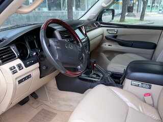 2008 Lexus LX 570 III, чёрный, 2600000 рублей, вид 5