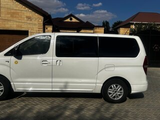2016 Hyundai Grand Starex I Рестайлинг, белый, 1700000 рублей, вид 4