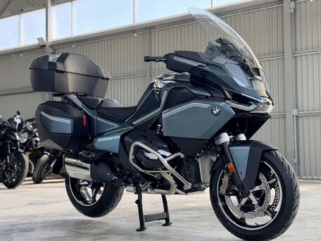 2025 BMW R 1300 RT, чёрный, 3450000 рублей, вид 1