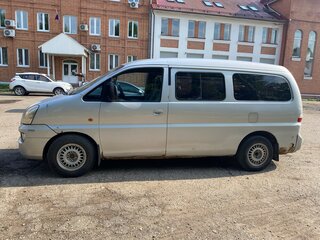 2005 Hyundai H-1 I Рестайлинг, серебристый, 420000 рублей, вид 4