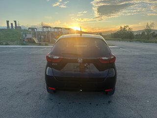 2021 Honda Fit IV, чёрный, 1430000 рублей, вид 3