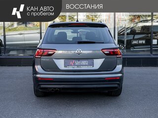 2018 Volkswagen Tiguan II, серый, 1554000 рублей, вид 4