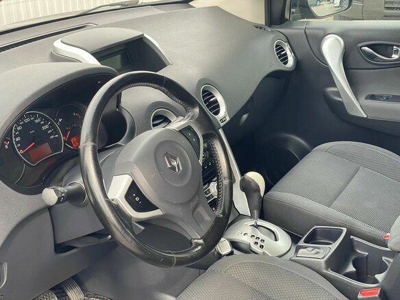 2010 Renault Koleos I, чёрный, 950000 рублей - вид 12