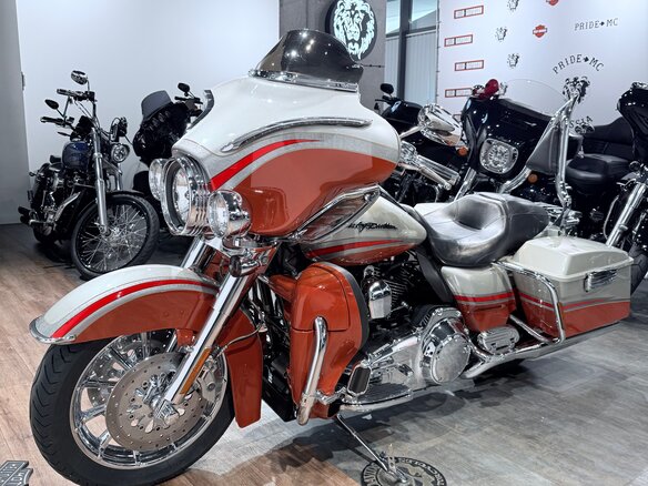 2009 Harley-Davidson CVO Street Glide, оранжевый, 1299000 рублей - вид 7