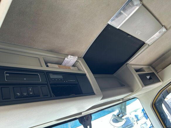 2019 Volvo FH, жёлтый, 4199000 рублей - вид 16