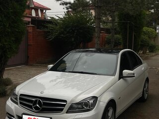2013 Mercedes-Benz C-Класс 180 III (W204) Рестайлинг, белый, 1250000 рублей, вид 1