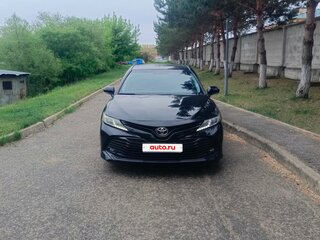 2018 Toyota Camry VIII (XV70), жёлтый, 1850000 рублей, вид 2