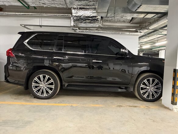 2017 Lexus LX 450d III Рестайлинг 2, чёрный, 7500000 рублей - вид 7