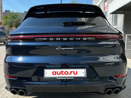 2023 Porsche Cayenne E-Hybrid III Рестайлинг, синий, 15400000 рублей, вид 4