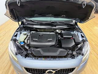 2019 Volvo V40 II Рестайлинг, голубой, 1040000 рублей, вид 3
