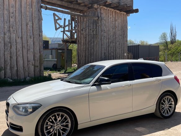 2012 BMW 1 серии 118i II (F20/F21), белый, 1200000 рублей - вид 13