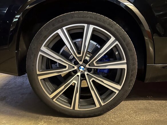 2019 BMW X5 M50d IV (G05/G18), чёрный, 8550000 рублей - вид 17
