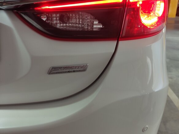 2018 Mazda 6 III (GJ) Рестайлинг, белый, 2200000 рублей - вид 12