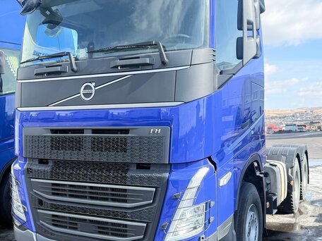 2022 Volvo FH, синий, 21200000 рублей, вид 3