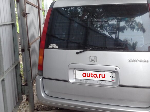 1999 Honda Stepwgn I, серый, 689000 рублей - вид 2