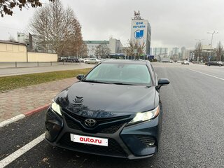 2020 Toyota Camry US Market VIII (XV70), синий, 2200000 рублей, вид 3