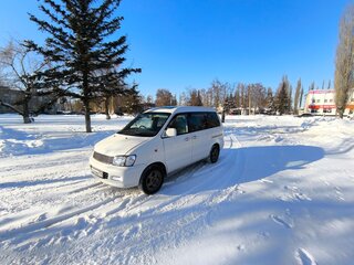 1999 Toyota Town Ace Noah III, белый, 715000 рублей, вид 1