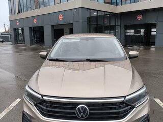 2020 Volkswagen Polo VI, коричневый, 1120000 рублей, вид 4
