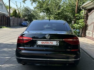 2016 Volkswagen Passat (North America and China) I Рестайлинг, чёрный, 2000000 рублей, вид 3