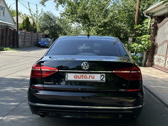 2016 Volkswagen Passat (North America and China) I Рестайлинг, чёрный, 2000000 рублей - вид 2