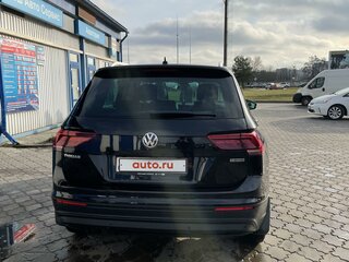 2020 Volkswagen Tiguan II, чёрный, 2650000 рублей, вид 5