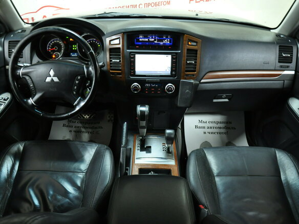 2007 Mitsubishi Pajero IV, чёрный - вид 4