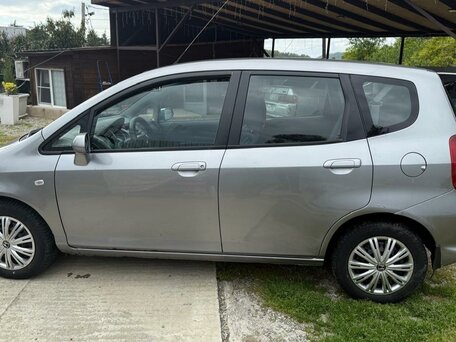 2005 Honda Jazz I Рестайлинг, серебристый, 580000 рублей, вид 5