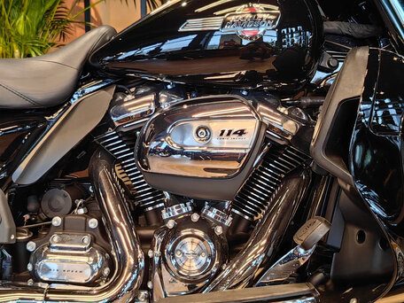 2023 Harley-Davidson Ultra Limited, чёрный, 4190000 рублей, вид 4