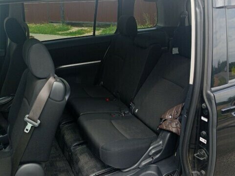 2011 Toyota ISis I Рестайлинг, чёрный, 1500000 рублей - вид 5