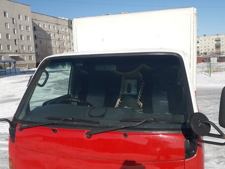 1997 Toyota Toyoace, белый, 1000000 рублей, вид 3