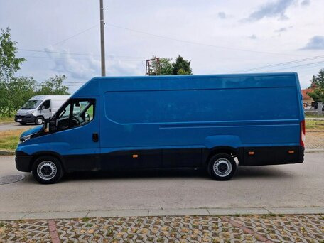2018 Iveco Daily, синий, 2880000 рублей, вид 2