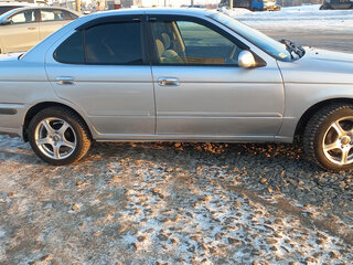 2004 Nissan Sunny B15, серебристый, 450000 рублей, вид 5