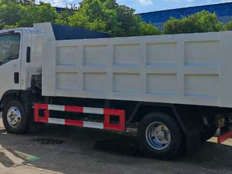 2026 Isuzu Elf (N-series), белый, 5800000 рублей, вид 2