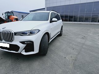 2019 BMW X7 40i I (G07), белый, 9000000 рублей, вид 5