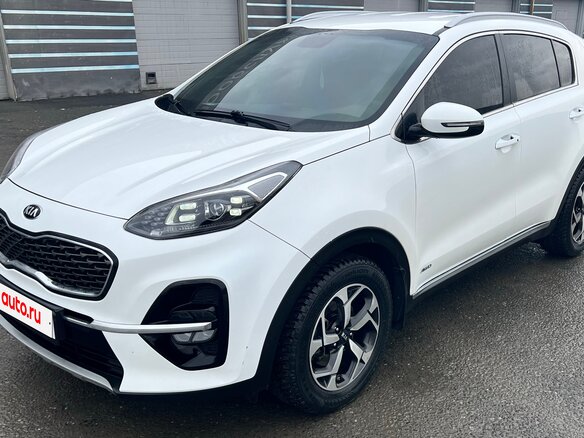 2019 Kia Sportage IV Рестайлинг, белый, 2350000 рублей - вид 1
