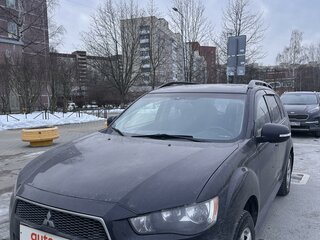 2011 Mitsubishi Outlander II Рестайлинг, чёрный, 950000 рублей, вид 2