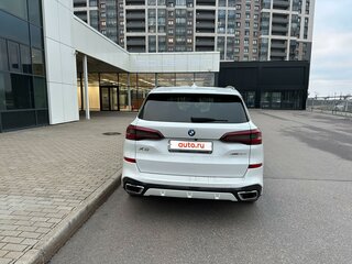 2020 BMW X5 30d IV (G05/G18), белый, 7920000 рублей, вид 5