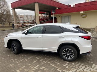 2021 Lexus RX 450h IV Рестайлинг, белый, 4050000 рублей, вид 4
