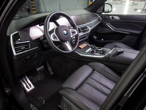 2021 BMW X7 M50d I (G07), чёрный, 13000000 рублей - вид 15